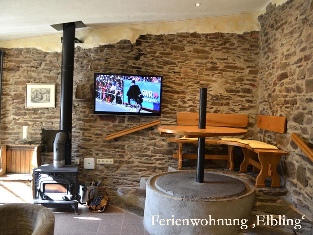 Ferienwohnungen Ferienland Cochem Bruttig-Fankel Ruang foto